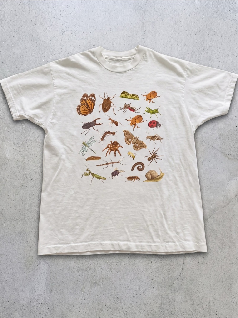 White Nature Insects & Reptiles Graphic Tee